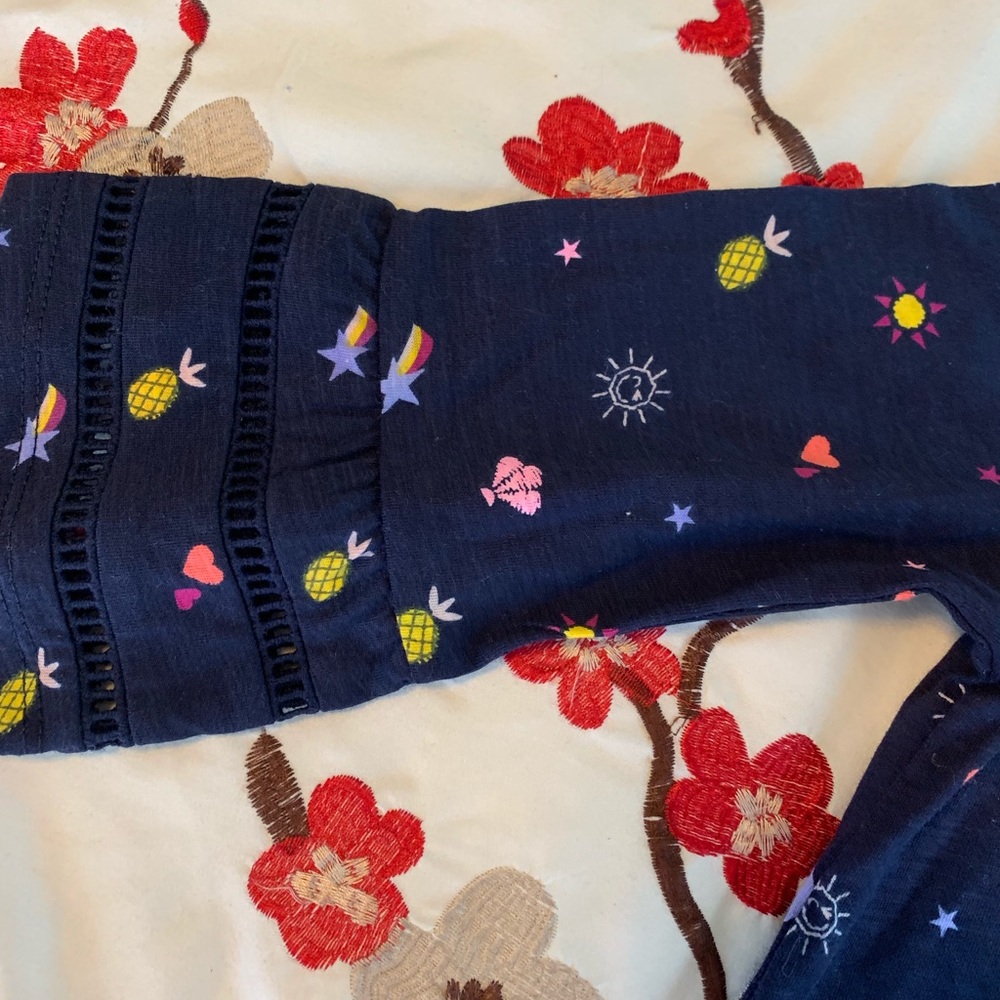 NWOT- Gap Toddler Bell Sleeve Top - Picture 3 of 6
